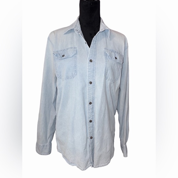 Wrangler Tops - 🆕💜 Wrangler Comfort Flex Light Wash Button Down Shirt M Western Denim